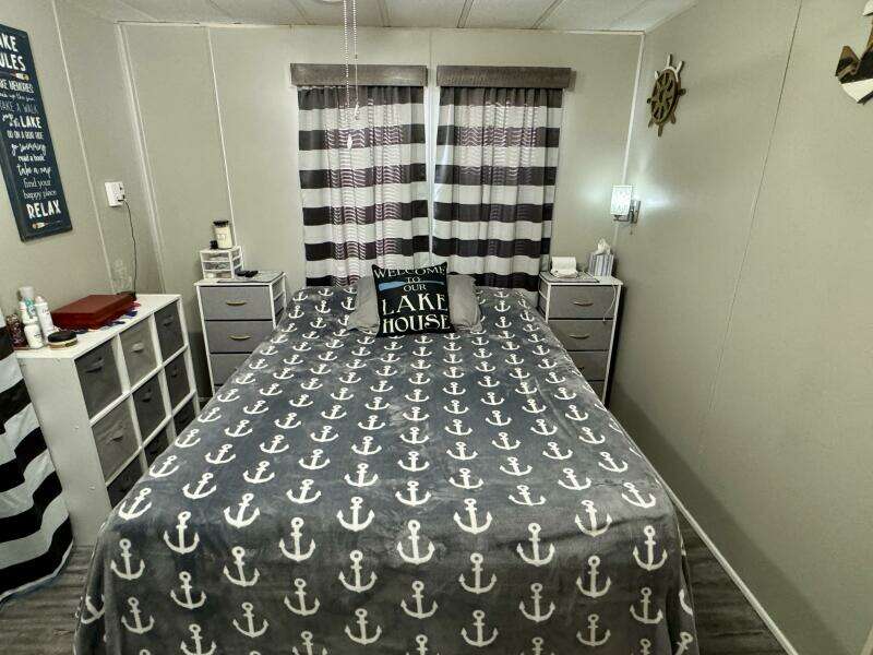 68ft Aqua Chalet Yacht For Sale