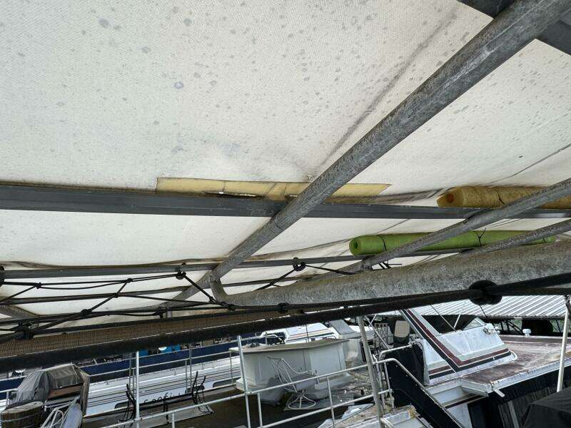 68ft Aqua Chalet Yacht For Sale