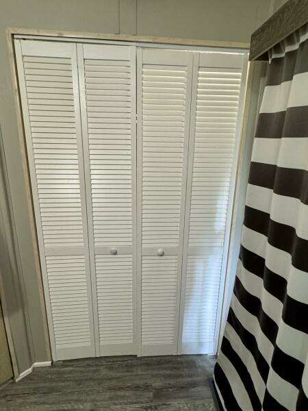 68ft Aqua Chalet Yacht For Sale