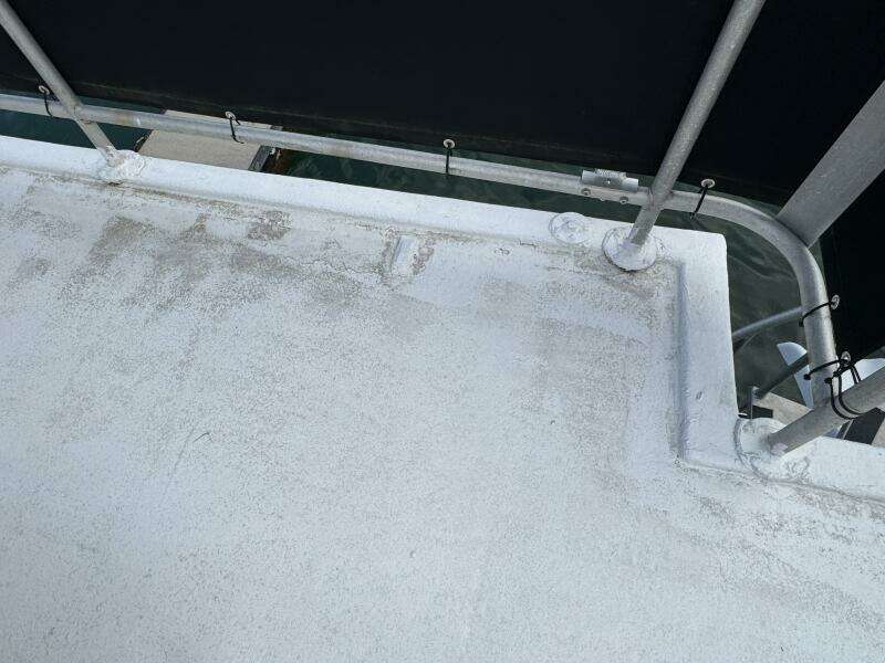 68ft Aqua Chalet Yacht For Sale