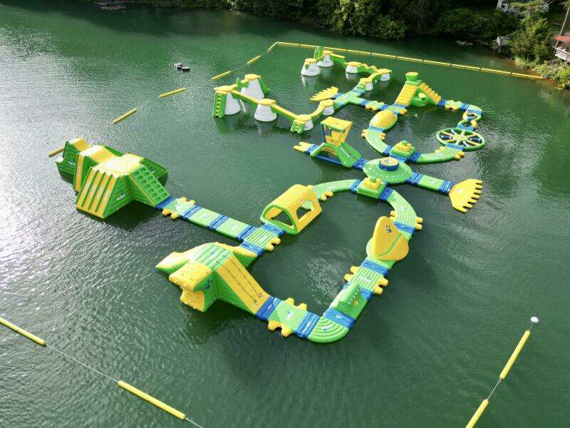 68ft Aqua Chalet Yacht For Sale