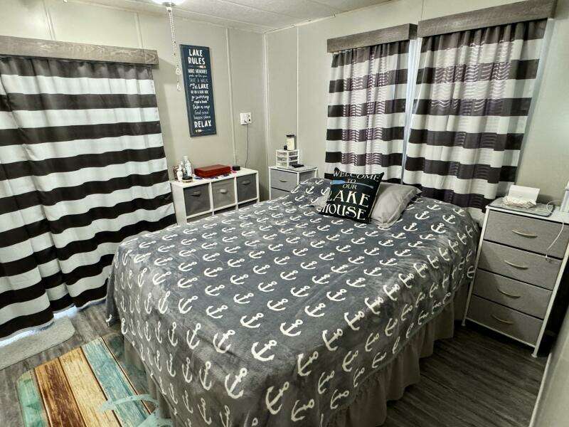 68ft Aqua Chalet Yacht For Sale