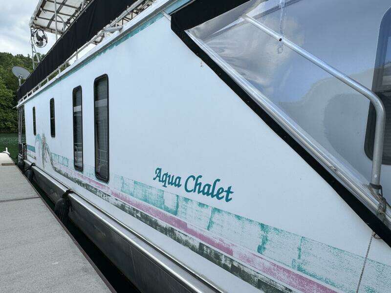 68ft Aqua Chalet Yacht For Sale