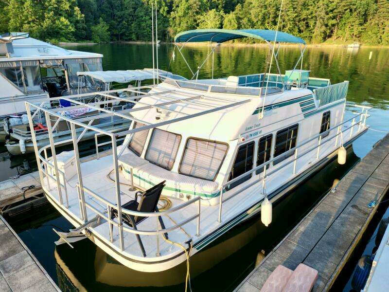 Summer Breeze 37ft Gibson Yacht For Sale Summer Breeze 37ft Gibson Yacht For Sale