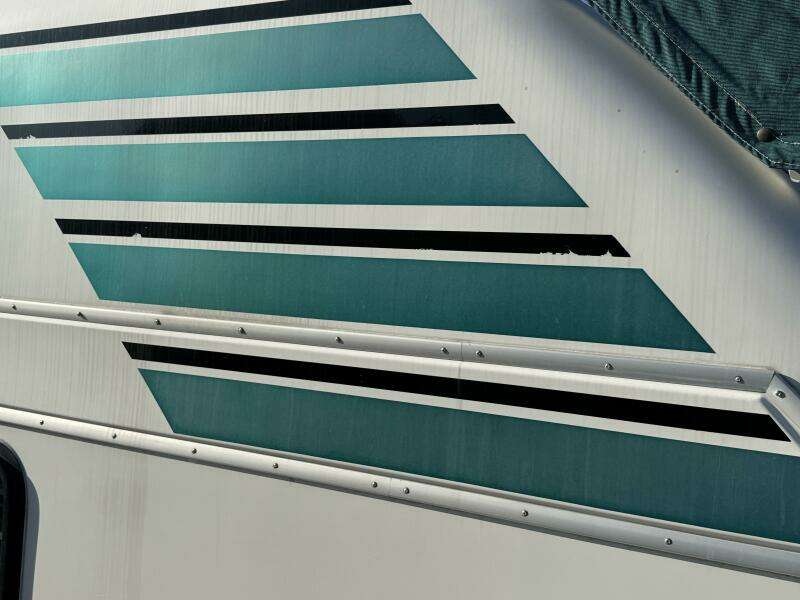 Summer Breeze 37ft Gibson Yacht For Sale Summer Breeze 37ft Gibson Yacht For Sale