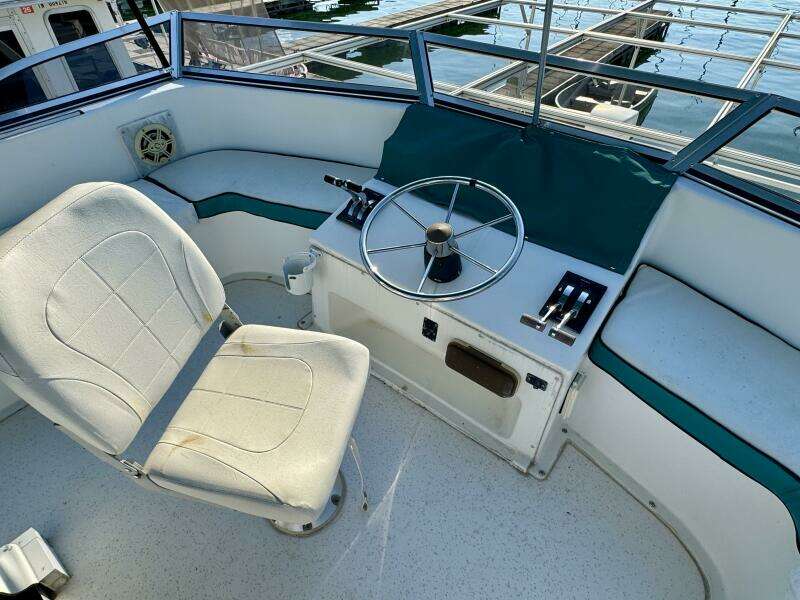 Summer Breeze 37ft Gibson Yacht For Sale Summer Breeze 37ft Gibson Yacht For Sale