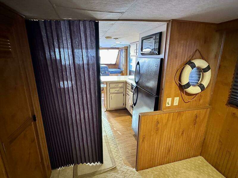 Summer Breeze 37ft Gibson Yacht For Sale Summer Breeze 37ft Gibson Yacht For Sale