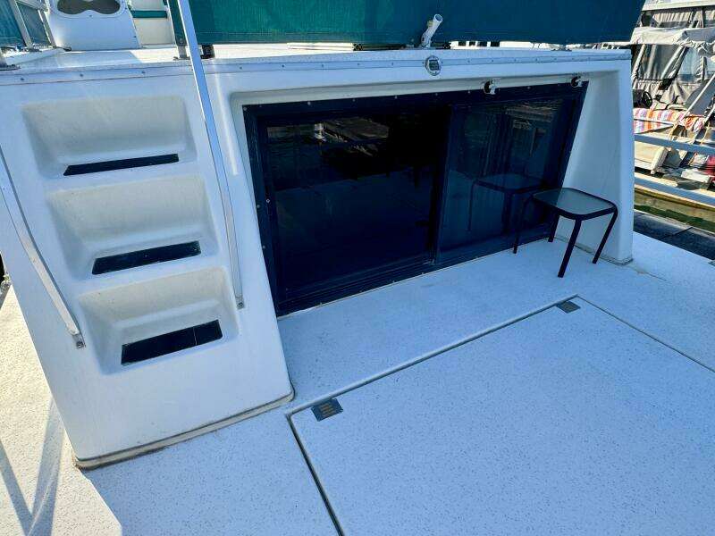 Summer Breeze 37ft Gibson Yacht For Sale Summer Breeze 37ft Gibson Yacht For Sale