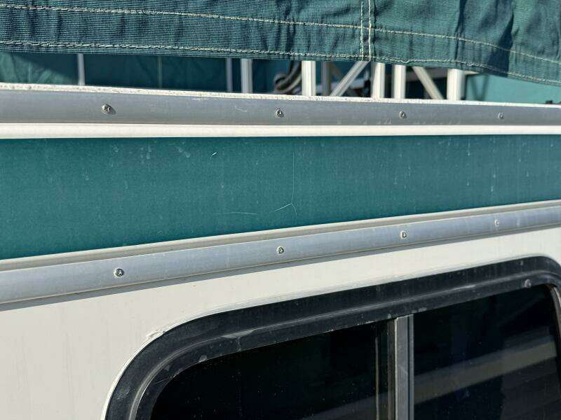 Summer Breeze 37ft Gibson Yacht For Sale Summer Breeze 37ft Gibson Yacht For Sale