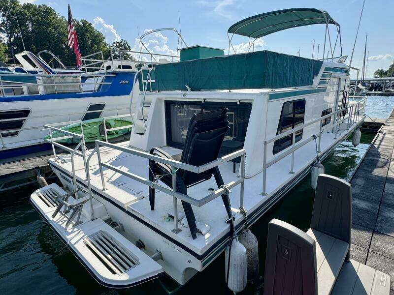 Summer Breeze 37ft Gibson Yacht For Sale Summer Breeze 37ft Gibson Yacht For Sale