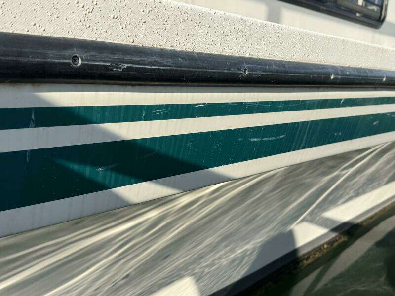 Summer Breeze 37ft Gibson Yacht For Sale Summer Breeze 37ft Gibson Yacht For Sale