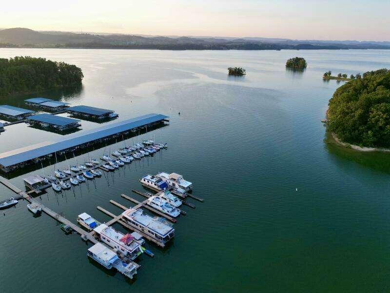 Summer Breeze 37ft Gibson Yacht For Sale Summer Breeze 37ft Gibson Yacht For Sale