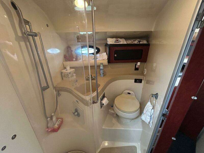 37ft Wellcraft Yacht For Sale 37ft Wellcraft Yacht For Sale