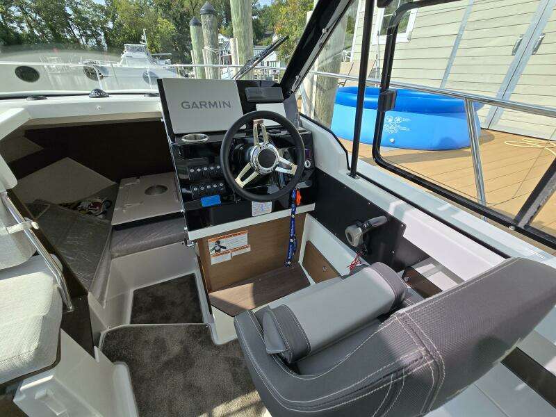 Shamrock 26ft Jeanneau Yacht For Sale