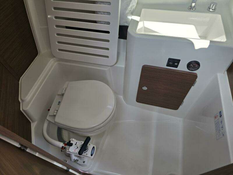 Shamrock 26ft Jeanneau Yacht For Sale