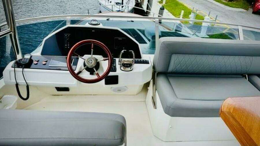 Cay Dreamer 48ft Greenline Yacht For Sale