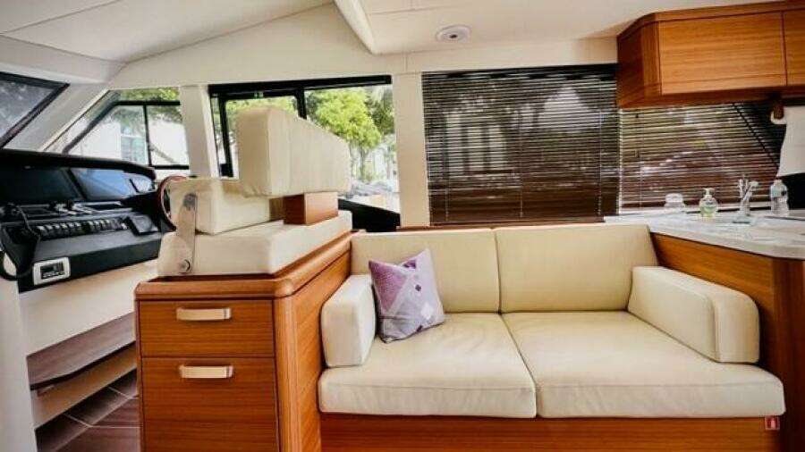 Cay Dreamer 48ft Greenline Yacht For Sale