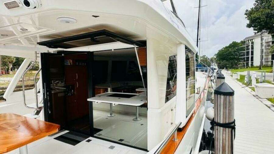 Cay Dreamer 48ft Greenline Yacht For Sale