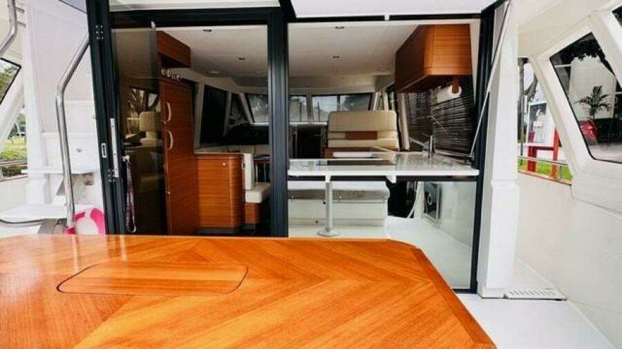 Cay Dreamer 48ft Greenline Yacht For Sale