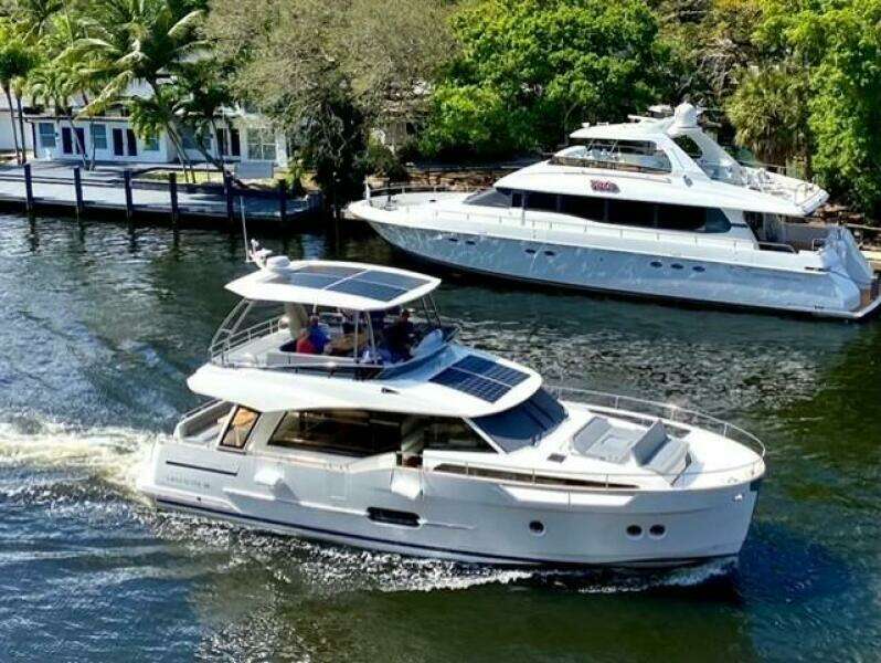 Cay Dreamer 48ft Greenline Yacht For Sale
