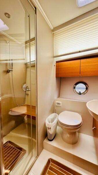 Cay Dreamer 48ft Greenline Yacht For Sale