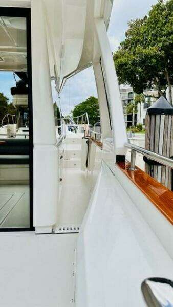 Cay Dreamer 48ft Greenline Yacht For Sale