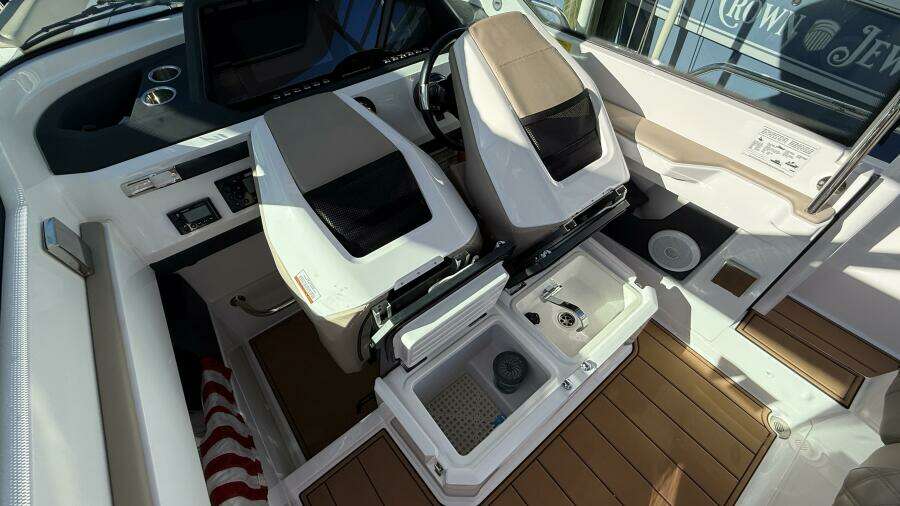 28ft Axopar Yacht For Sale