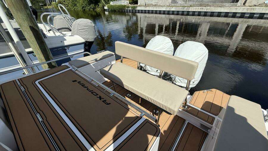 28ft Axopar Yacht For Sale
