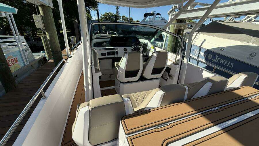 28ft Axopar Yacht For Sale