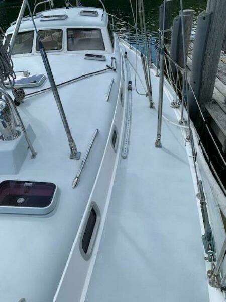 Tumblehome 51ft Little Harbor Yacht For Sale