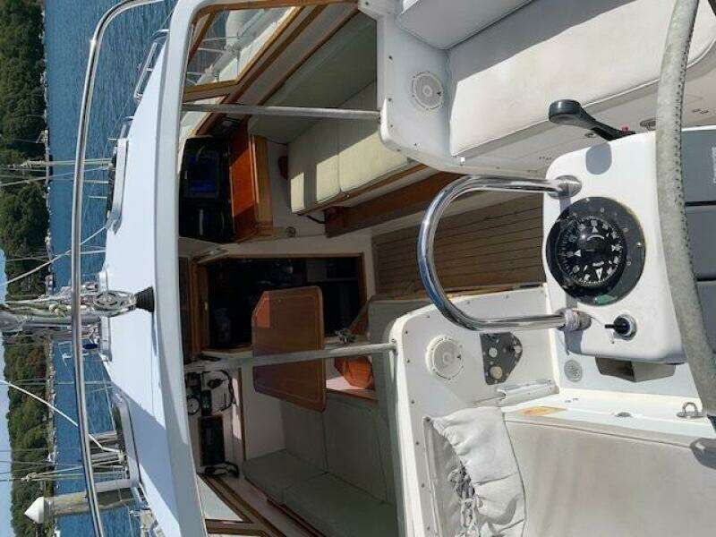 Tumblehome 51ft Little Harbor Yacht For Sale