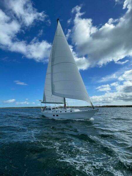 Tumblehome 51ft Little Harbor Yacht For Sale