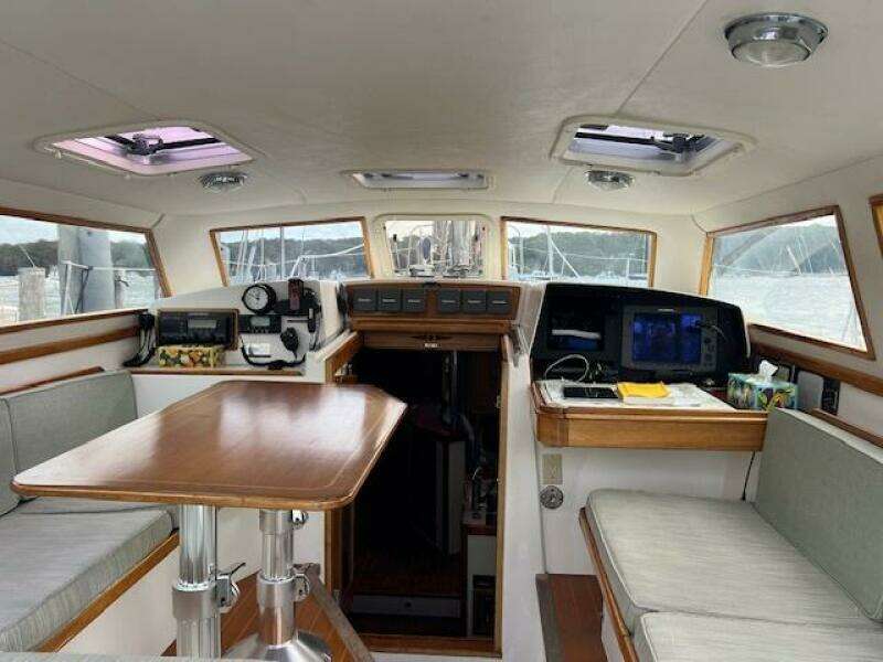 Tumblehome 51ft Little Harbor Yacht For Sale