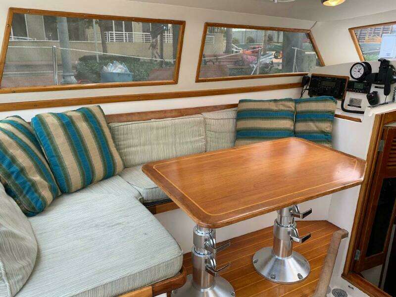Tumblehome 51ft Little Harbor Yacht For Sale