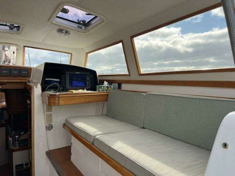 Tumblehome 51ft Little Harbor Yacht For Sale