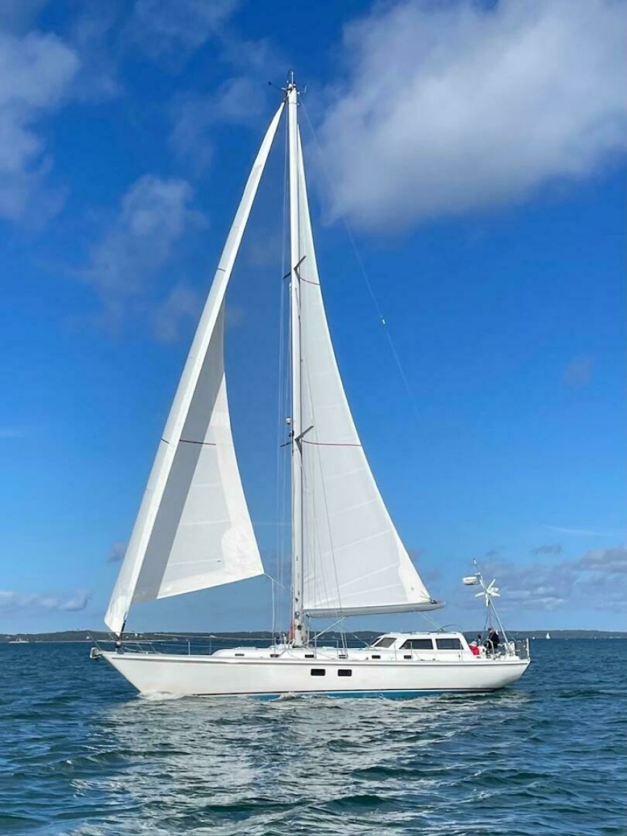 Tumblehome 51ft Little Harbor Yacht For Sale