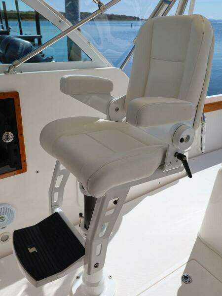 Optional Stidd Helm Chair
