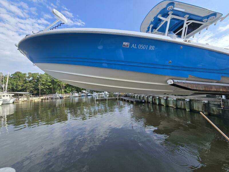 28ft Caymas Yacht For Sale