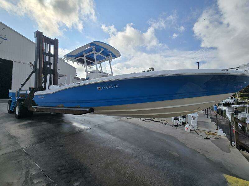 28ft Caymas Yacht For Sale