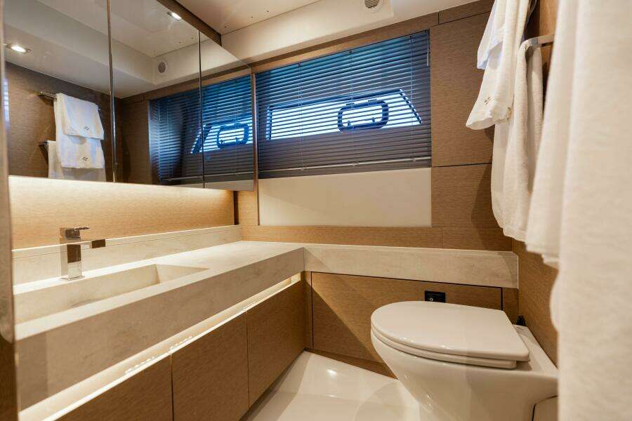 2024 Prestige 520 Fly- SS BELLE VIE- Master Head