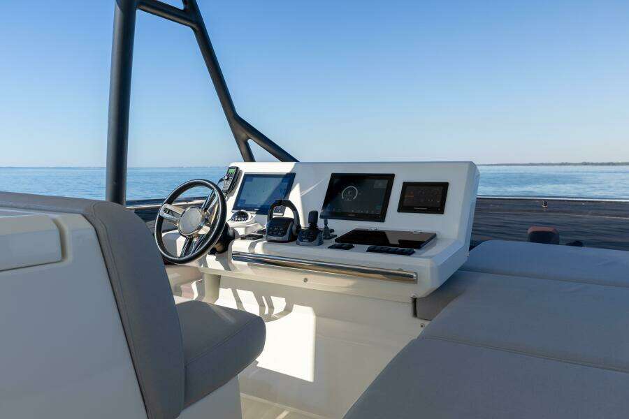 2024 Prestige 520 Fly- SS BELLE VIE- Flybridge