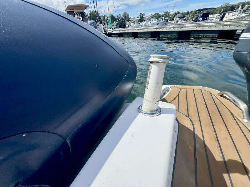 Charlie T  30ft Hunt Yachts Yacht For Sale