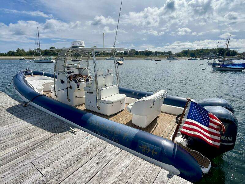 Charlie T  30ft Hunt Yachts Yacht For Sale
