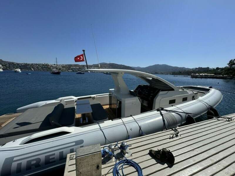 PIRELLI 42 42ft Pirelli Yacht For Sale