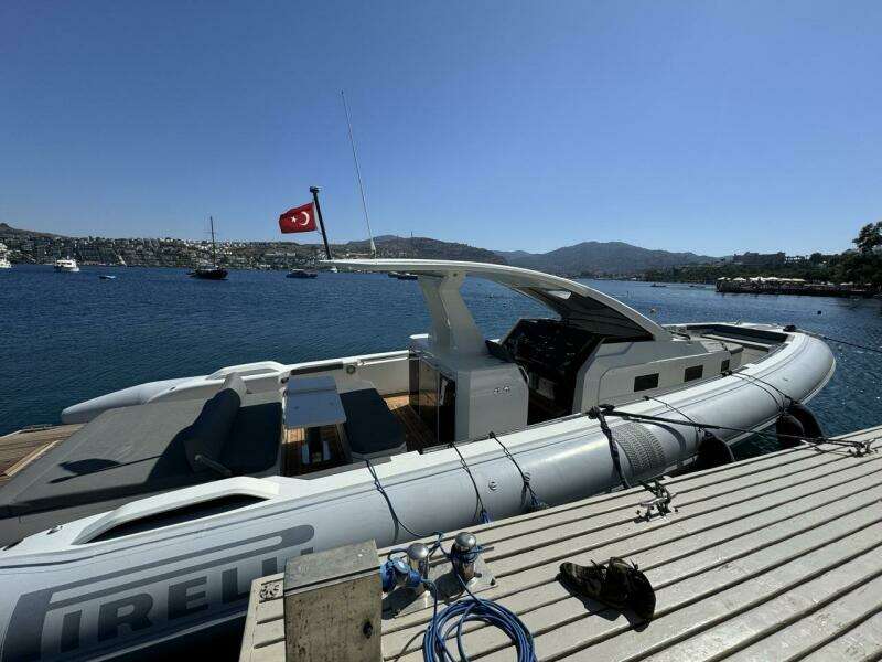PIRELLI 42 42ft Pirelli Yacht For Sale