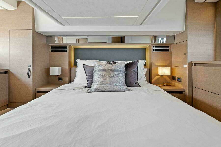 Galati Yacht Sales Trade  46ft Prestige Yacht For Sale