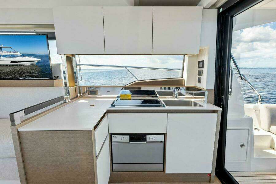 Galati Yacht Sales Trade  46ft Prestige Yacht For Sale