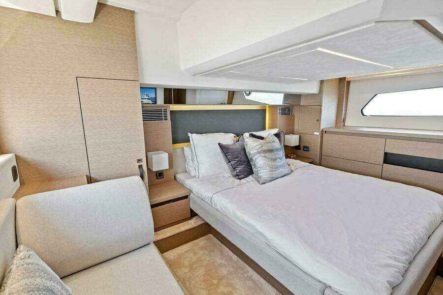 Galati Yacht Sales Trade  46ft Prestige Yacht For Sale