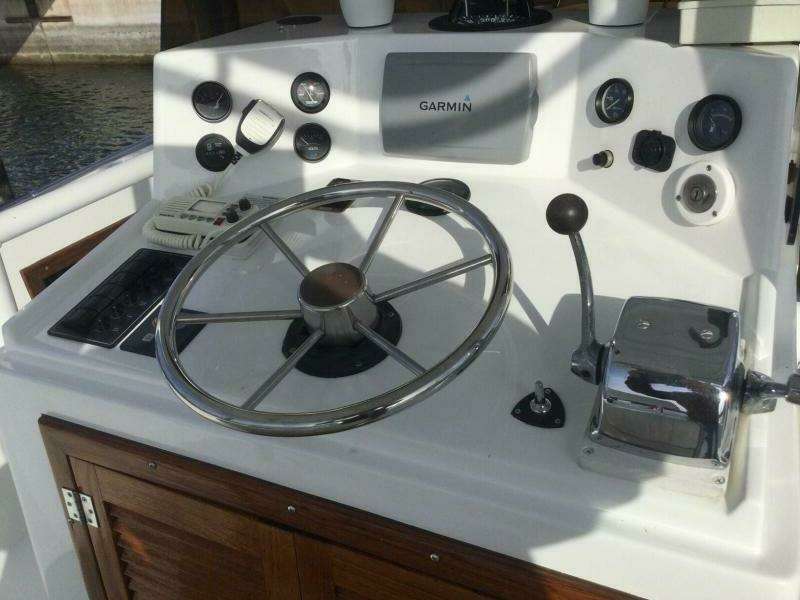 Legend 28ft Custom Yacht For Sale