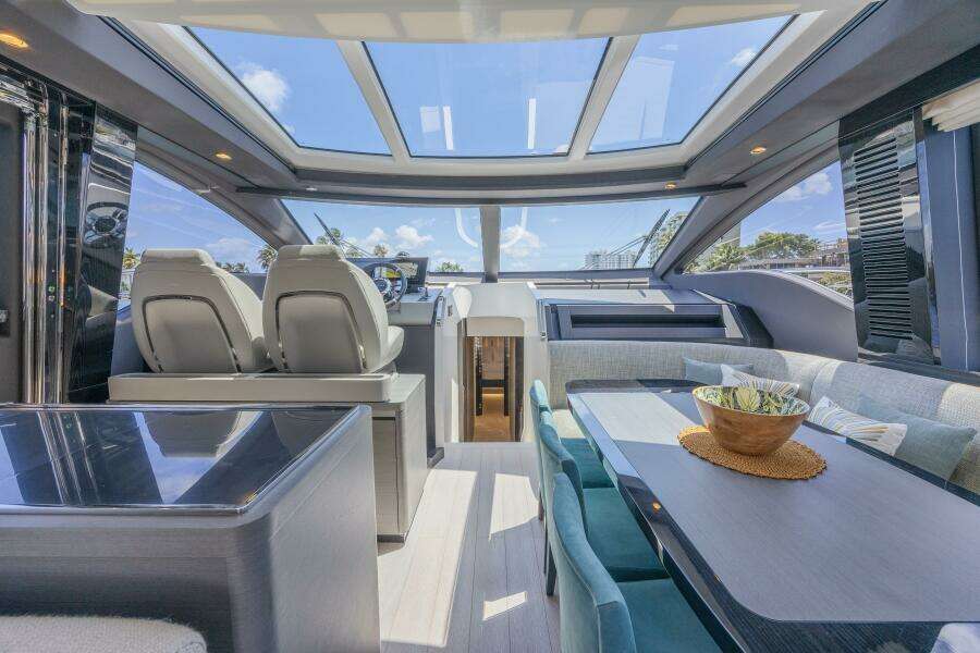 NO TIME TO DIE 80ft Azimut Yacht For Sale